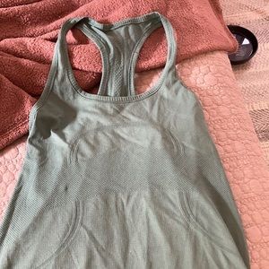 Green lulu workout tank